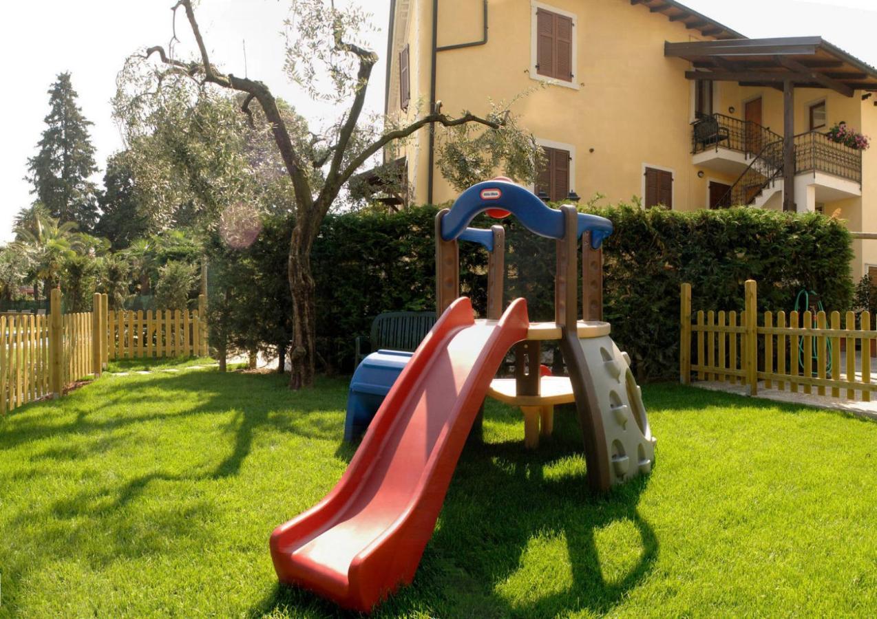 Residence Villa Degli Aranci Рива дел Гарда Екстериор снимка